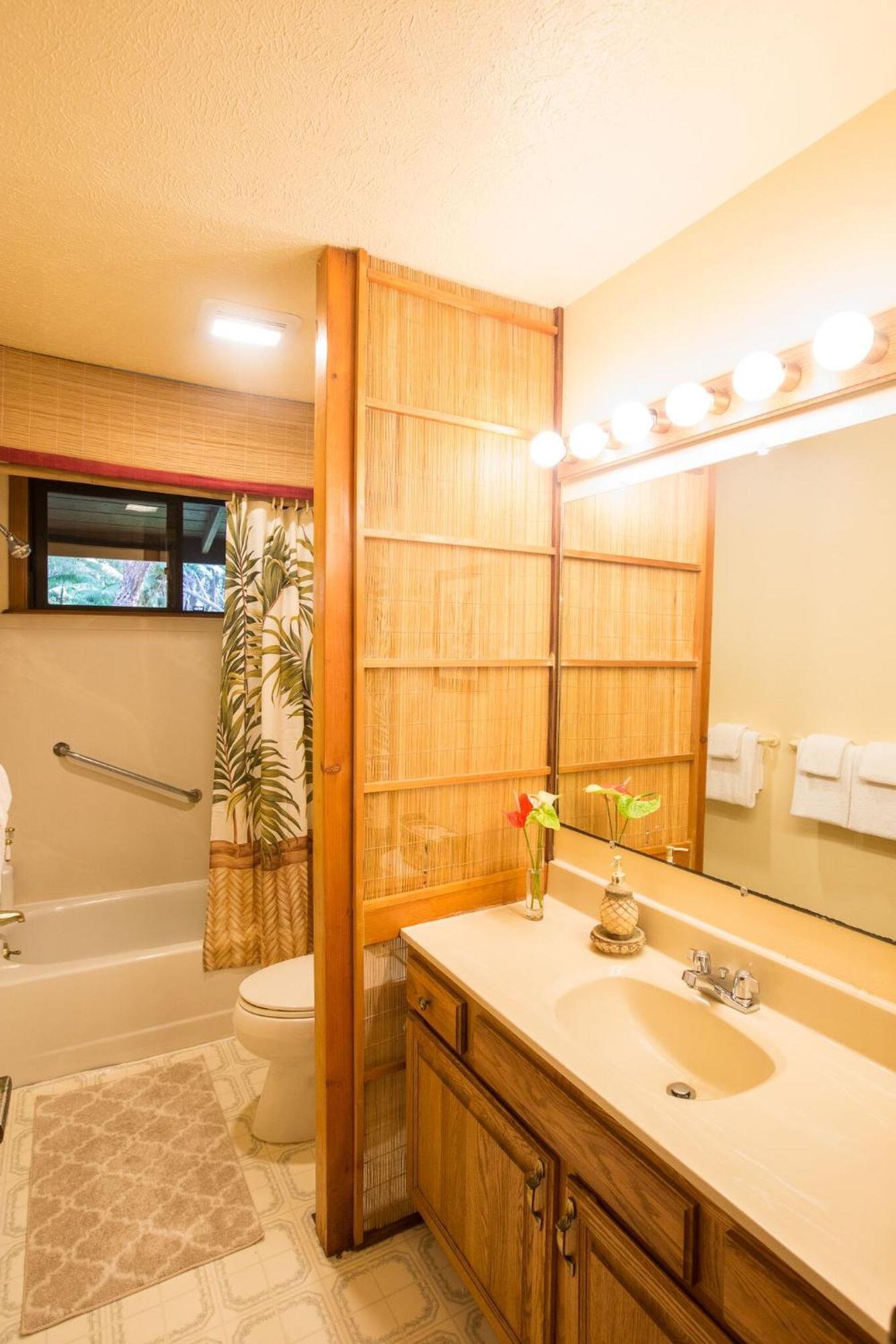 וולקנו Hale Mauna Loa Upper Level With Shared Hot Tub מראה חיצוני תמונה